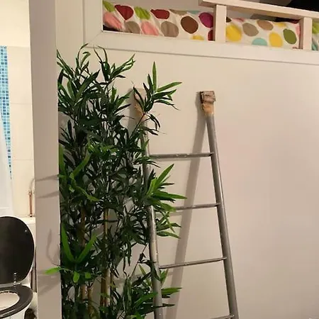 Modern Bastille Apartment