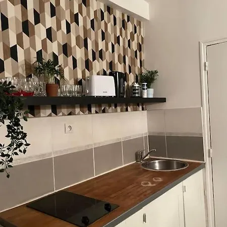 Modern Bastille דירה *